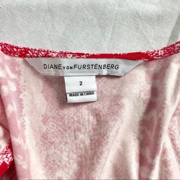 Diane Von Furstenberg Red/Pink Wrap Dress Size 2 - Picture 10 of 11